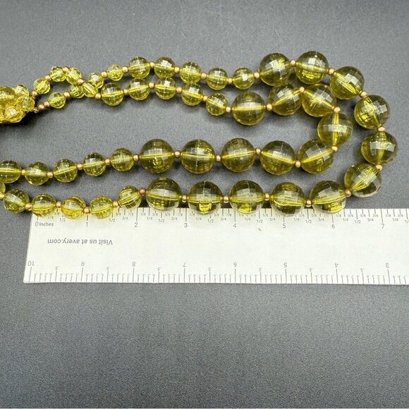 Vintage 1960s Green Peridot Lime Acrylic Beaded Collar Necklace - Picture 5 of 10